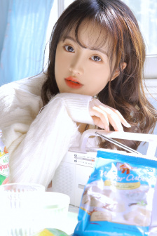 王菲发短信斥责李亚鹏